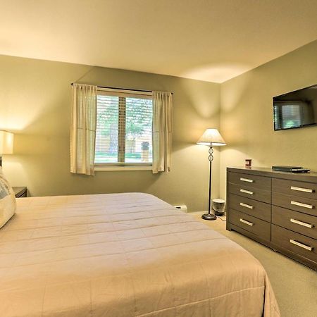 Corner-Unit Condo With Grill Walk To Lake Tahoe! Incline Village Exteriör bild