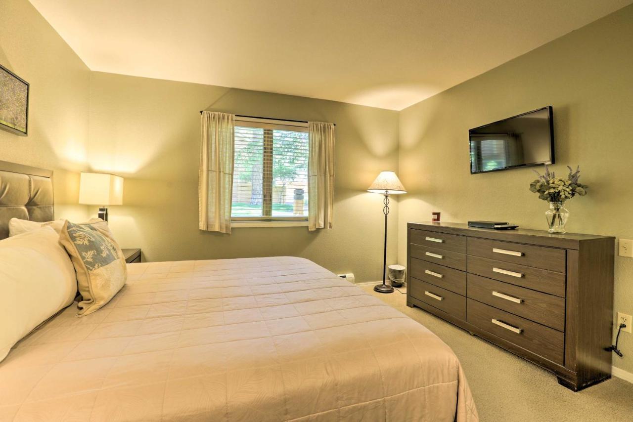 Corner-Unit Condo With Grill Walk To Lake Tahoe! Incline Village Exteriör bild