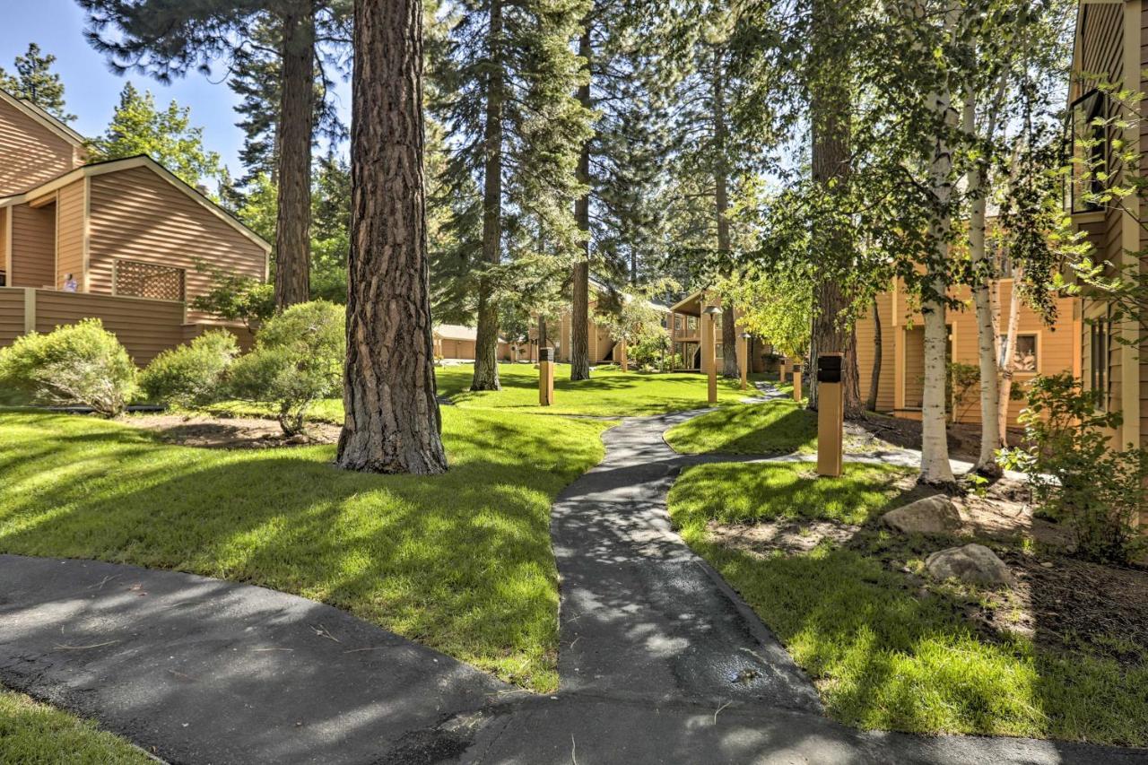 Corner-Unit Condo With Grill Walk To Lake Tahoe! Incline Village Exteriör bild
